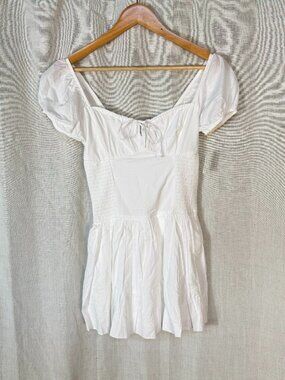 Hollister White Smocked Mini Dress w Built In Shorts NWT XS